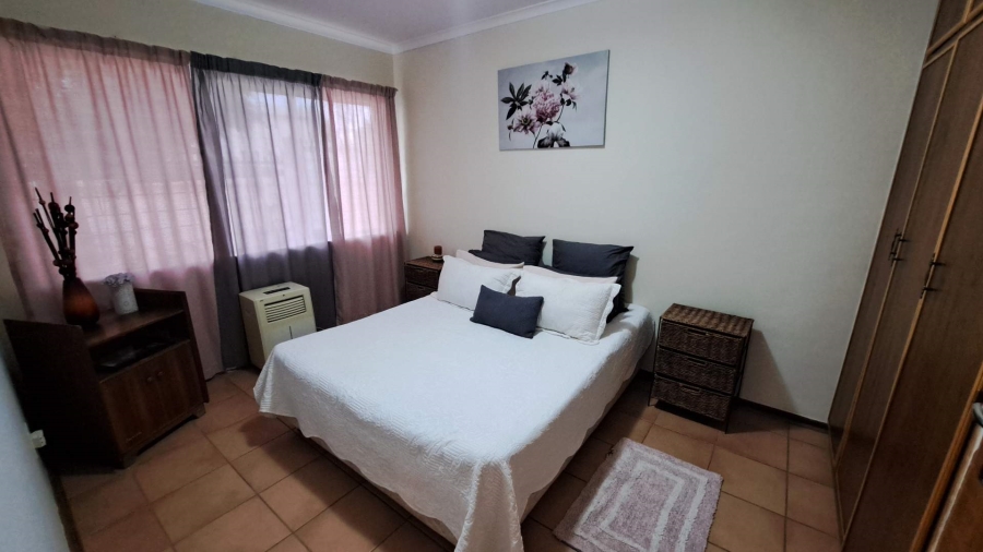 3 Bedroom Property for Sale in Langenhovenpark Free State